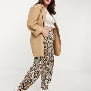 ASOS DESIGN Curve oversized sweatpants in leopard print